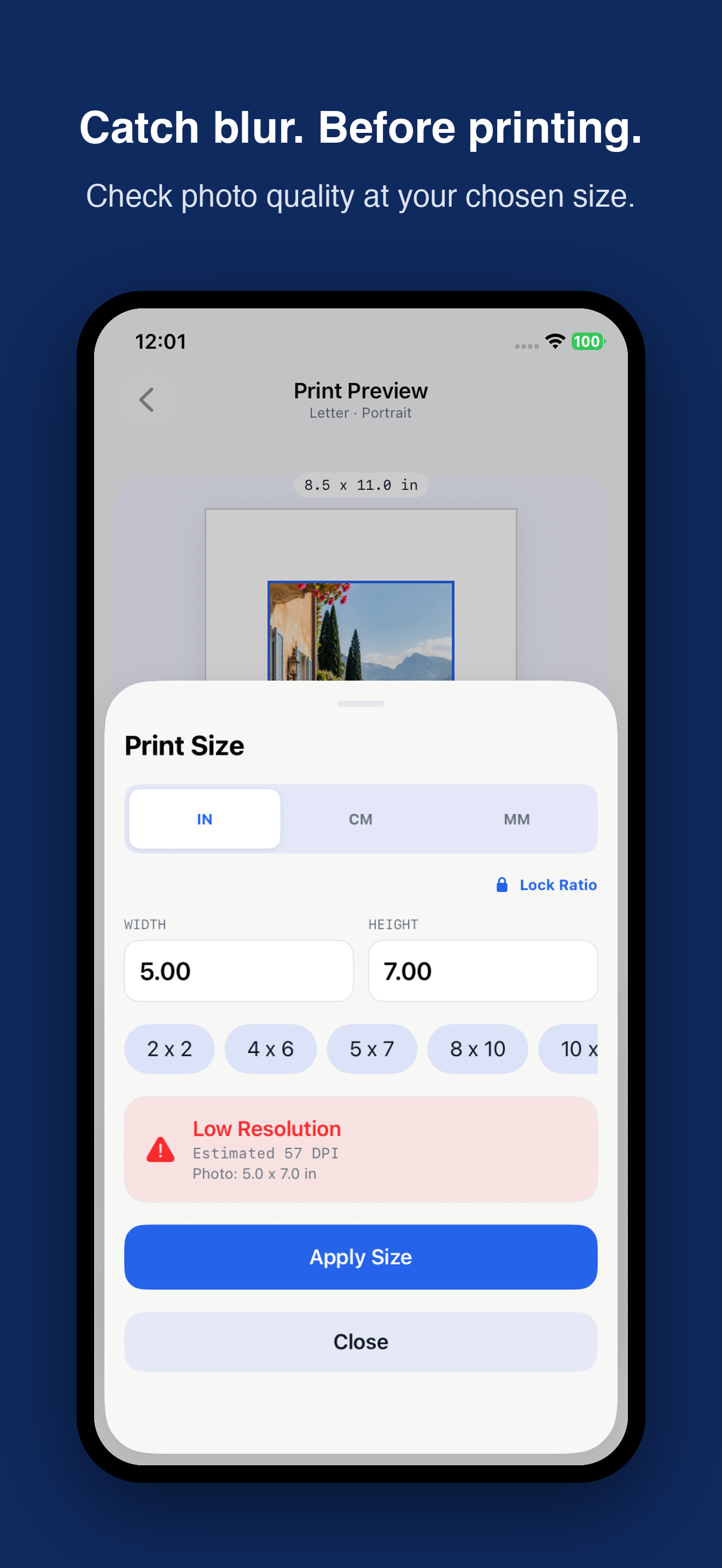 Printmira App Store screenshot showing the print size controls and an estimated image quality indication.